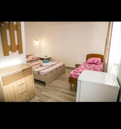 Casa Georgeta 2 Mai 게스트하우스