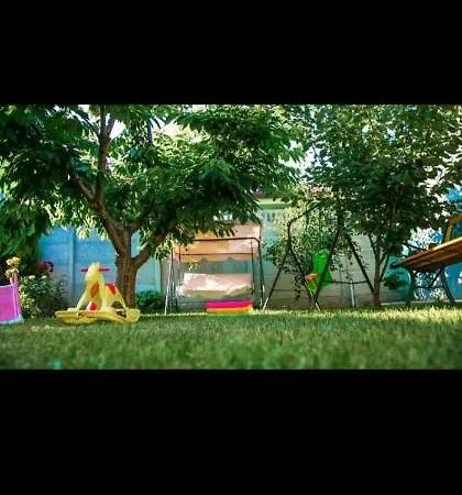 Casa Georgeta 2 Mai * Două Mai
