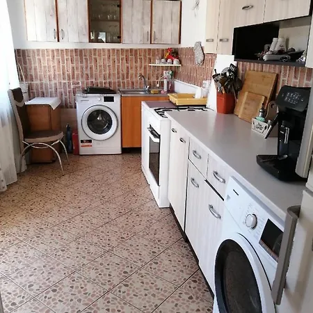 Casa Georgeta 2 Mai 게스트하우스 *