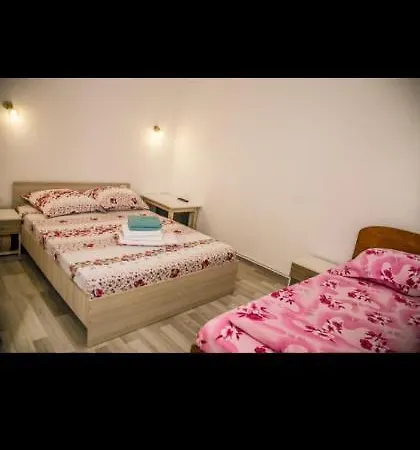 Casa Georgeta 2 Mai Guest house